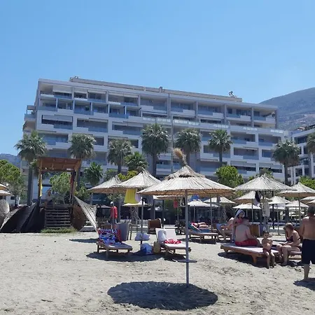 G Balcony Διαμέρισμα *