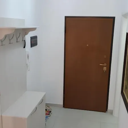 G Balcony Apartament