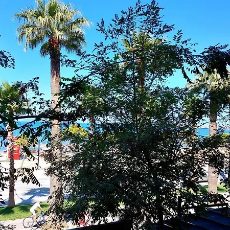 G Balcony * Wlora